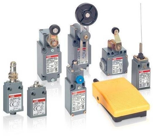 Выключатель конечный LS32P12B11, 1SBV010312R1211 в Новосибирске